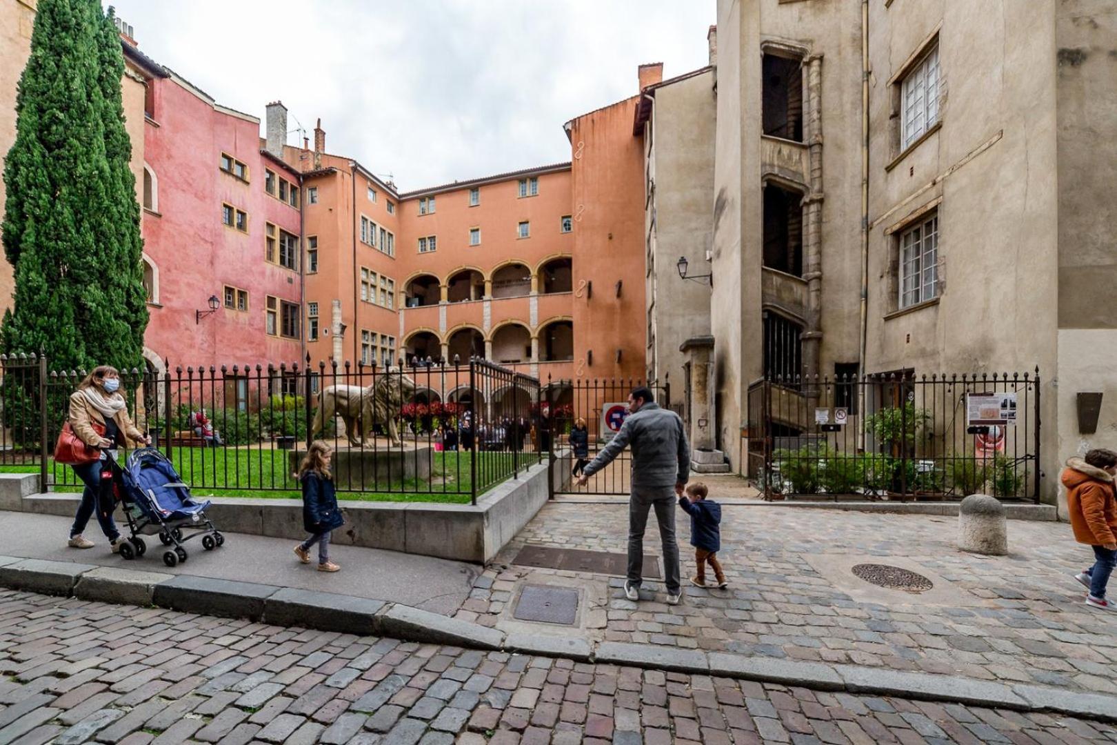 Apartmán La Loge Des Avocats Du Vieux Lyon Ail Exteriér fotografie